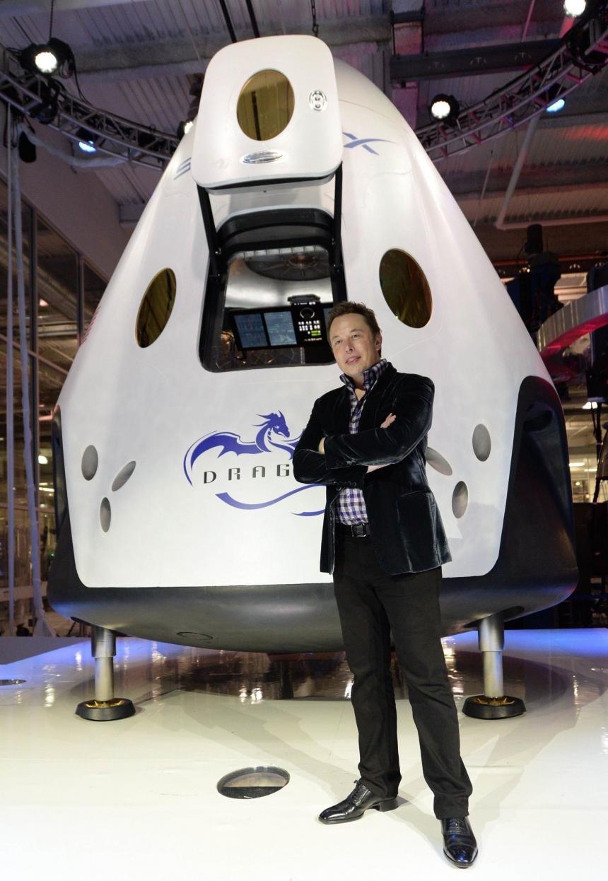 Elon Musk with the Dragon V2